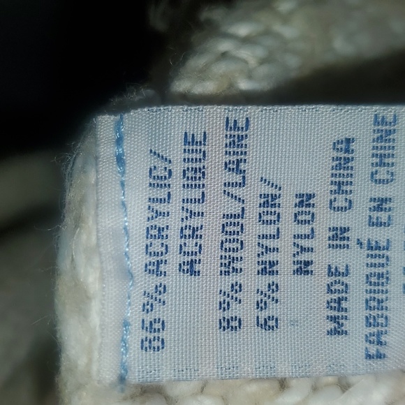 Penningtons knit sweater - Picture 7 of 7